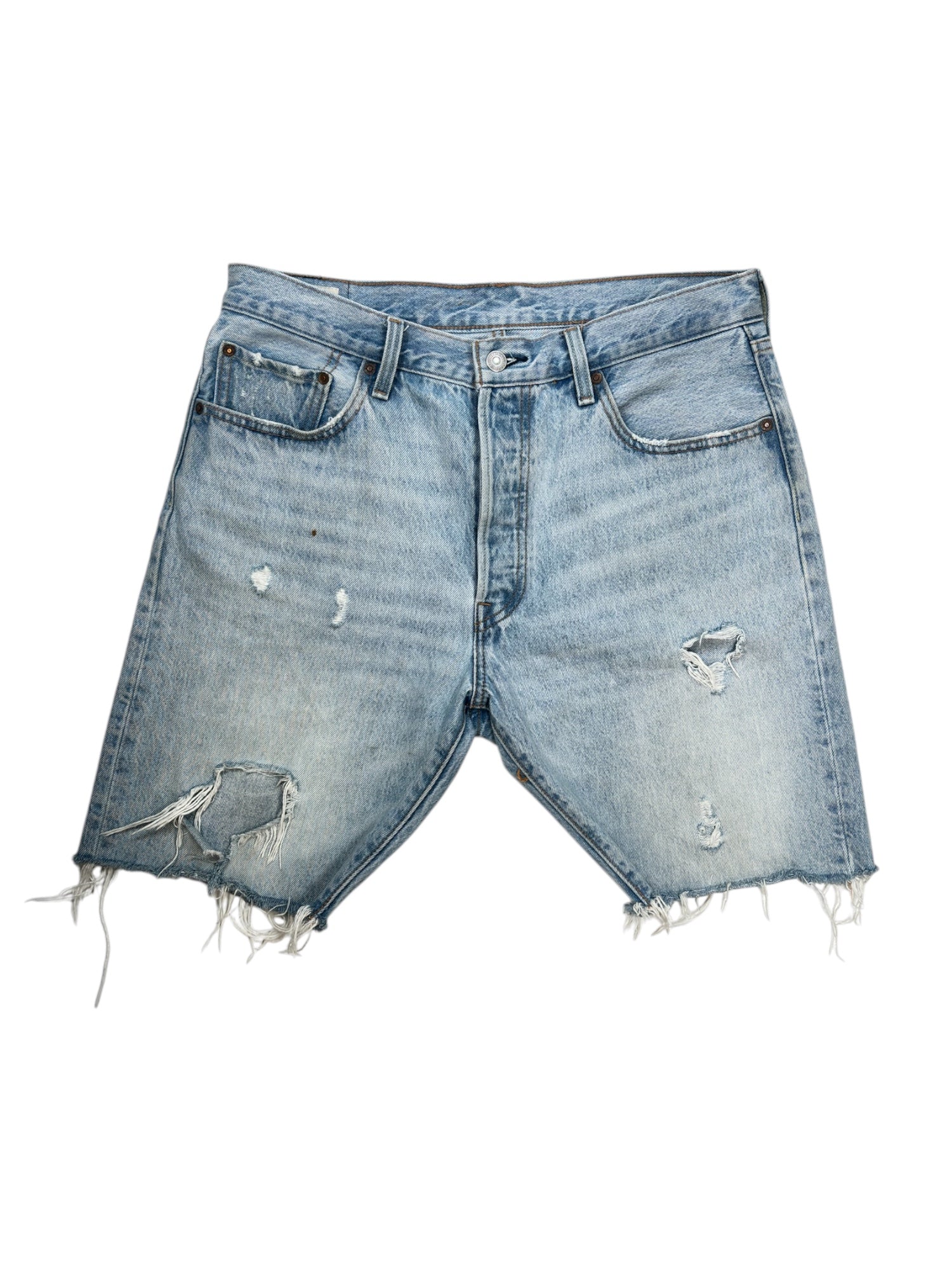 (24) Levi's 501 Cutoff Shorts