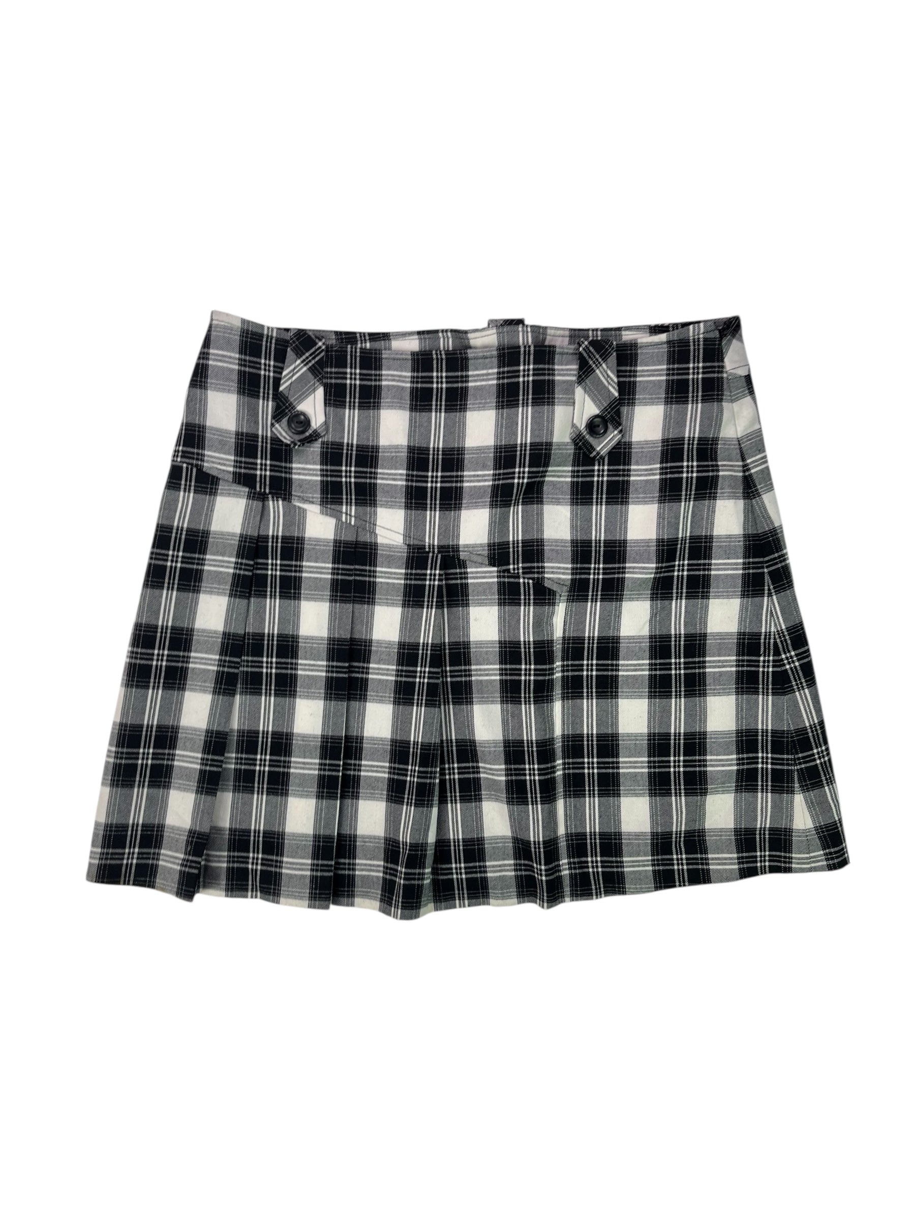 (32) White and Black Suzy Shier Plaid Skirt