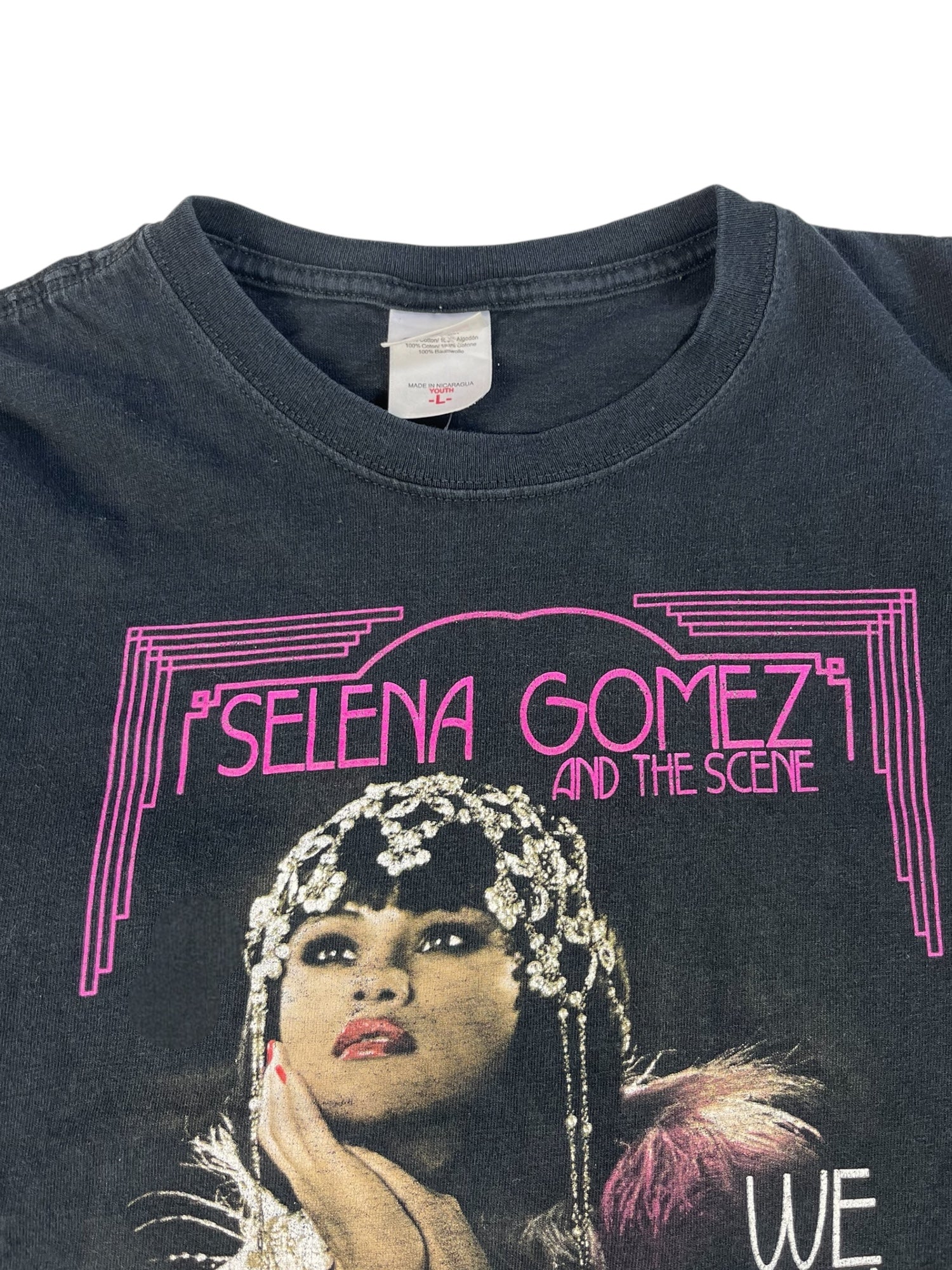 (L) Selena Gomez and the Scene Tee