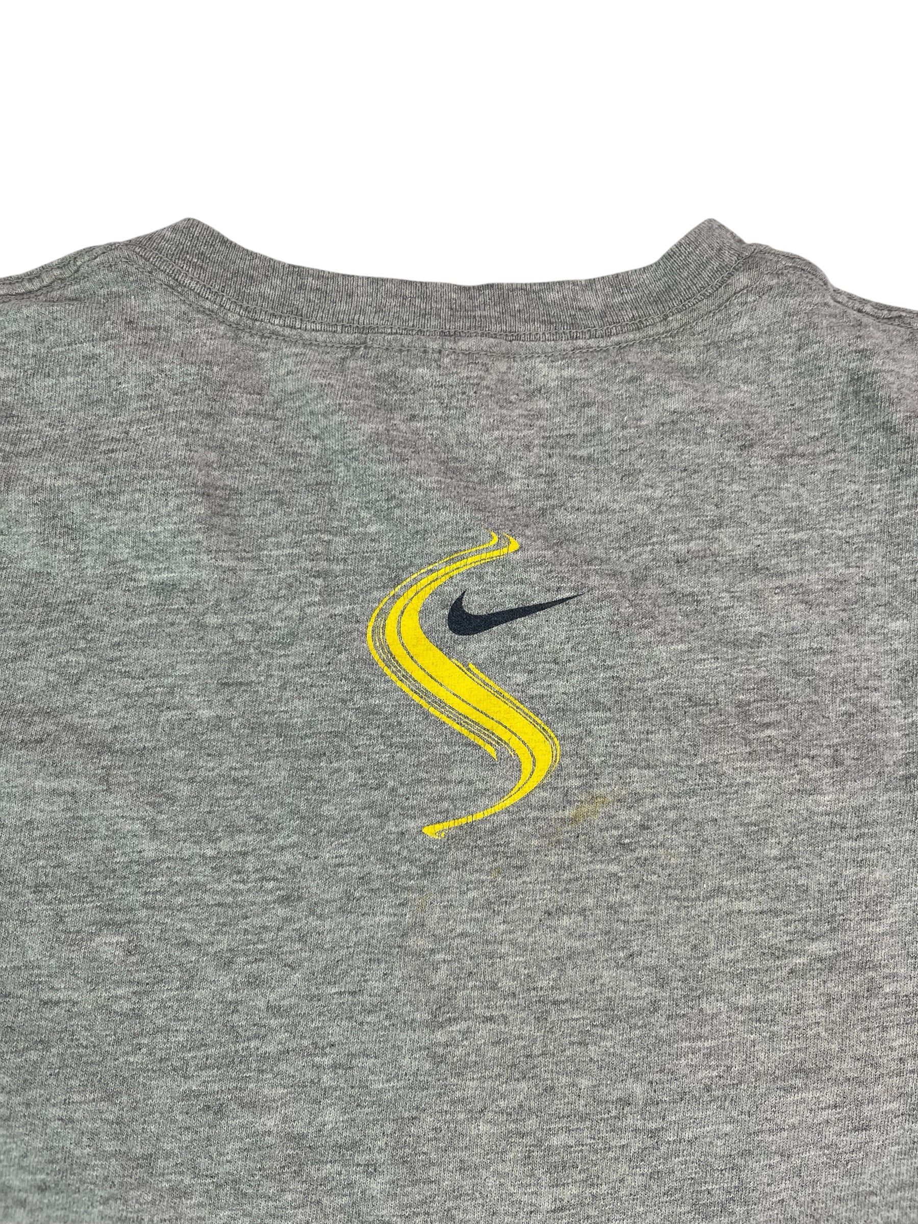 (S) Nike Graphic Tee