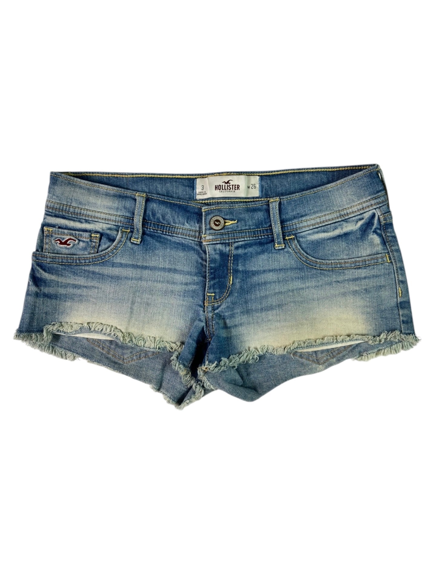 (26) Hollister Cut Off Shorts