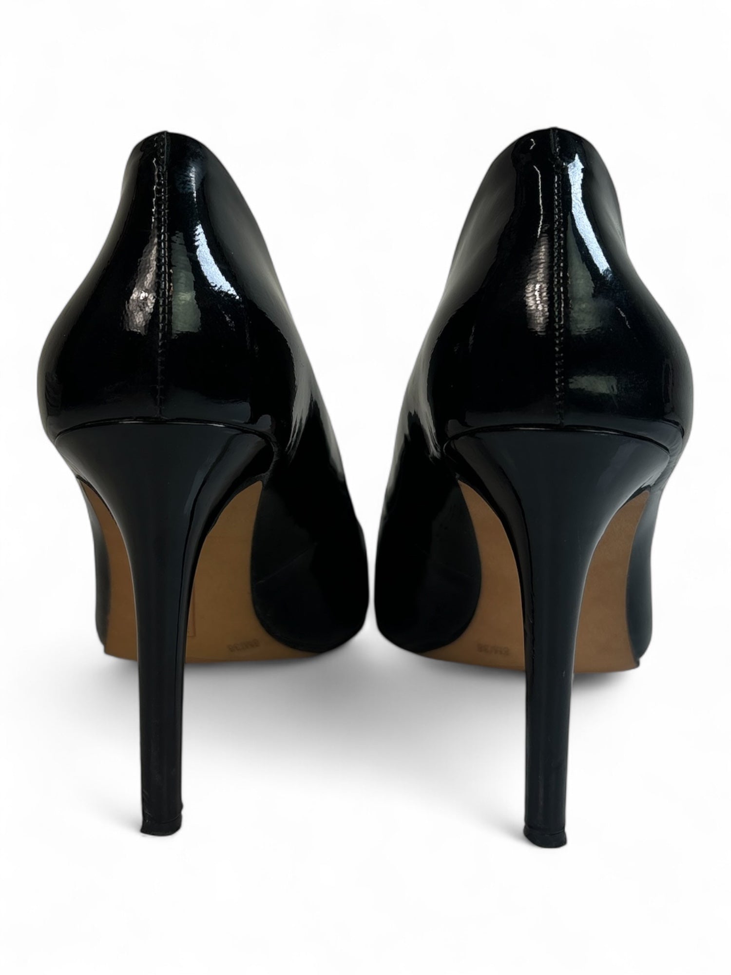 (8) Vince Camuto Pointed Toe Black Pumps