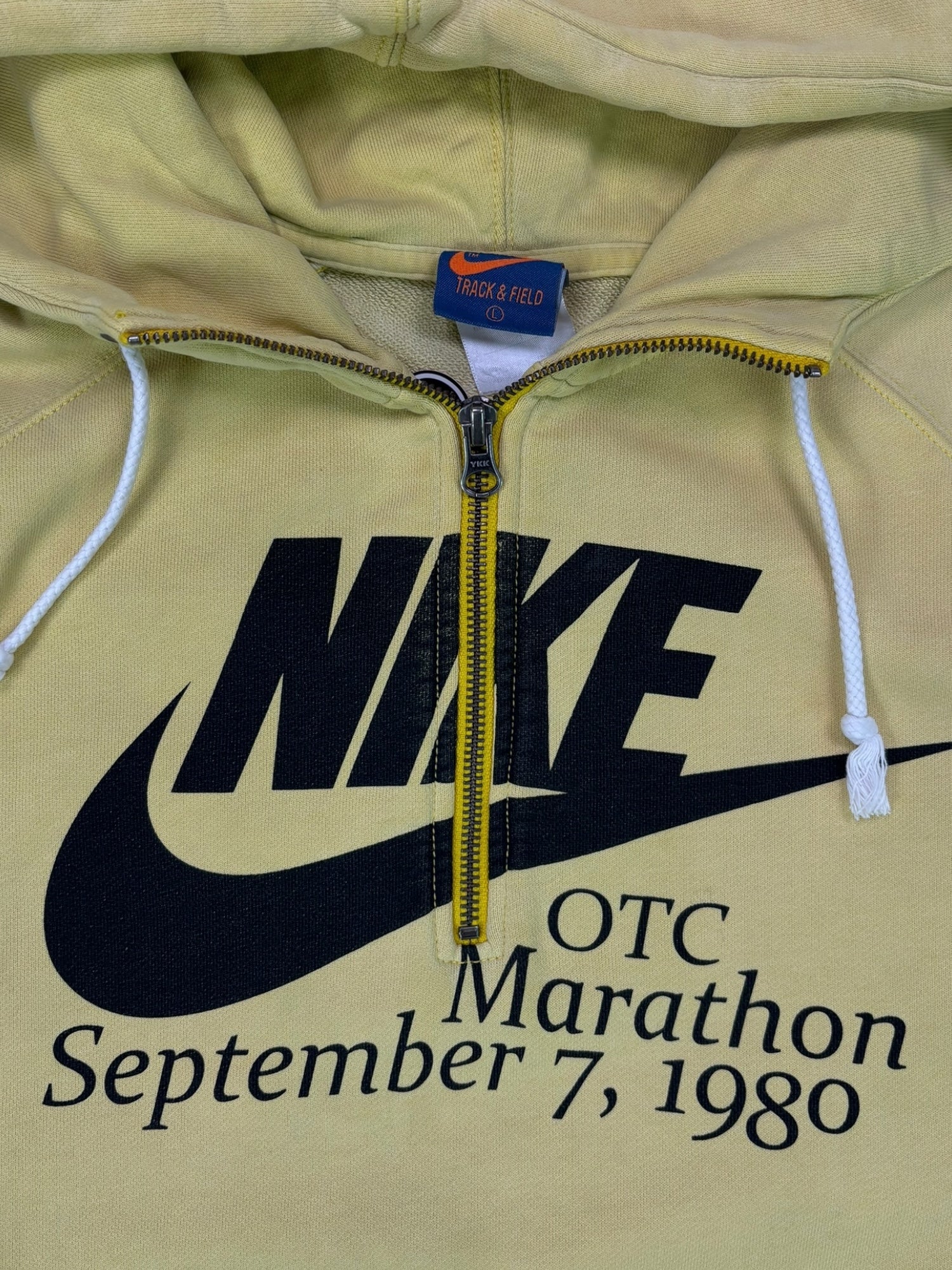 (L) Butter Yellow NIKE Quarter Zip Hoodie