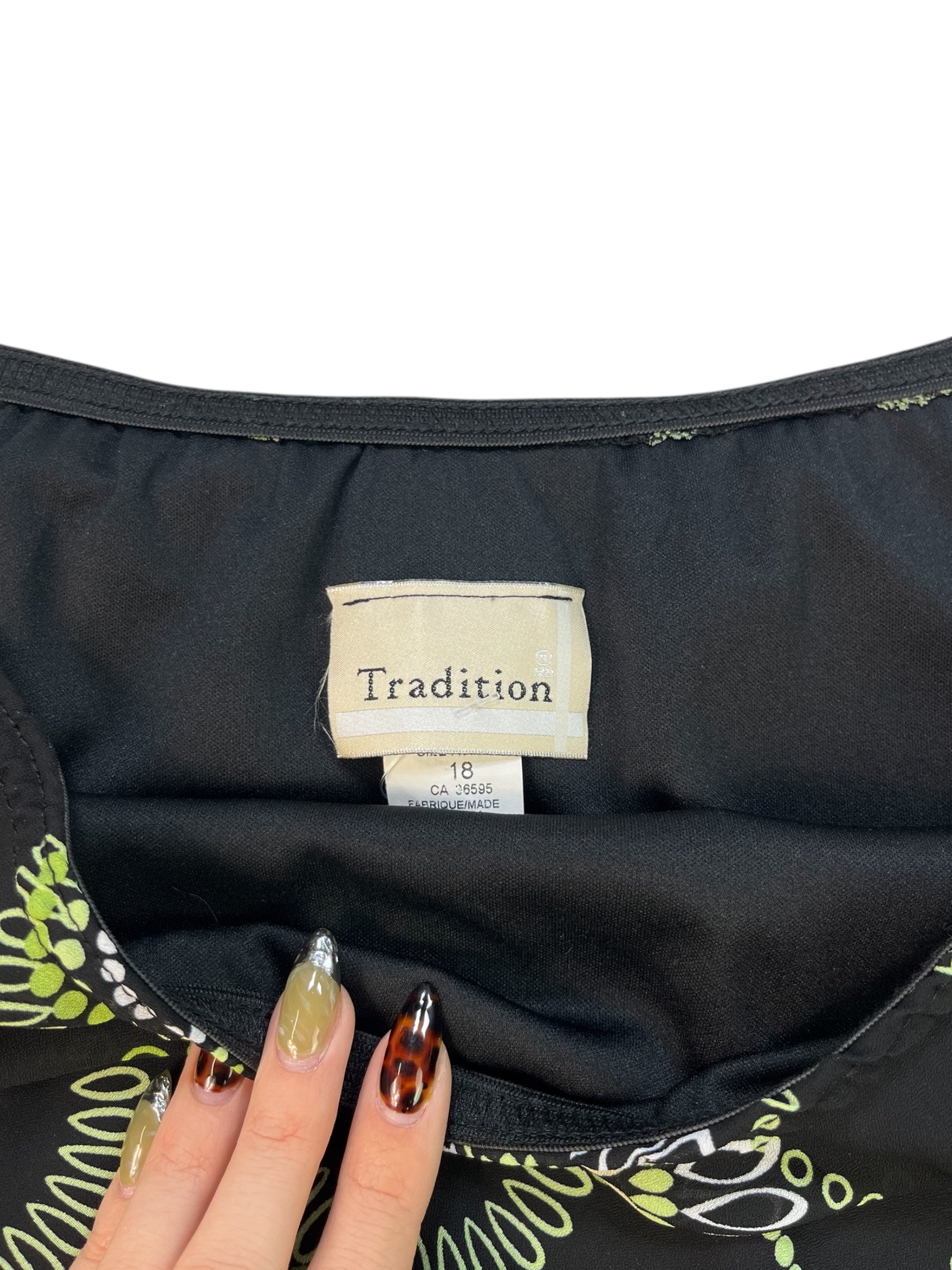 (XL) Tradition Abstract Flowy Skirt