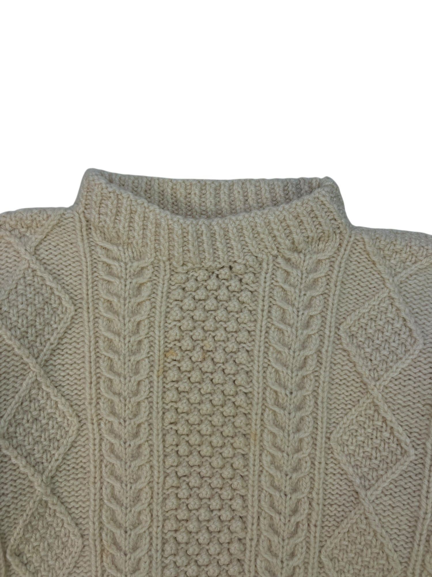 (M) Cream Cable Knit Sweater