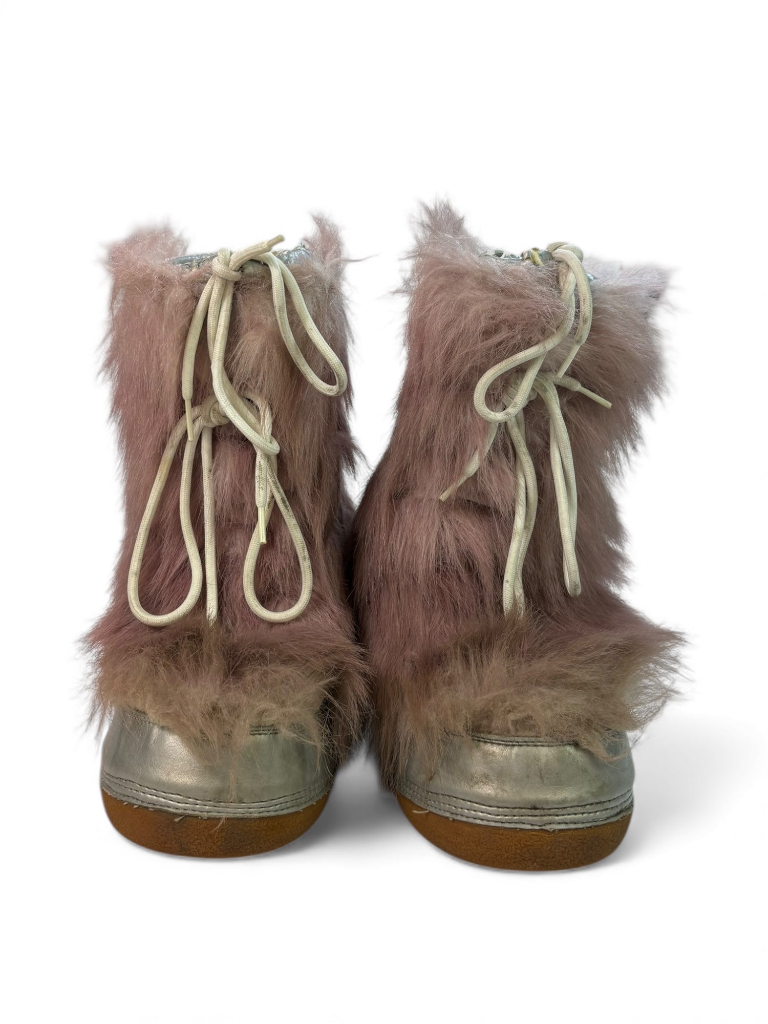 (8) Fur Moon Boots