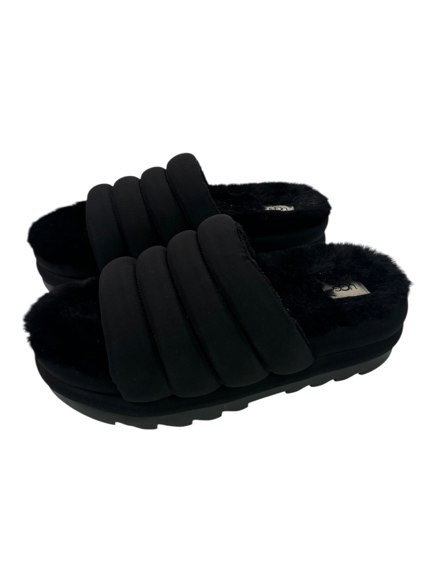(10) Ugg Maxi Slippers