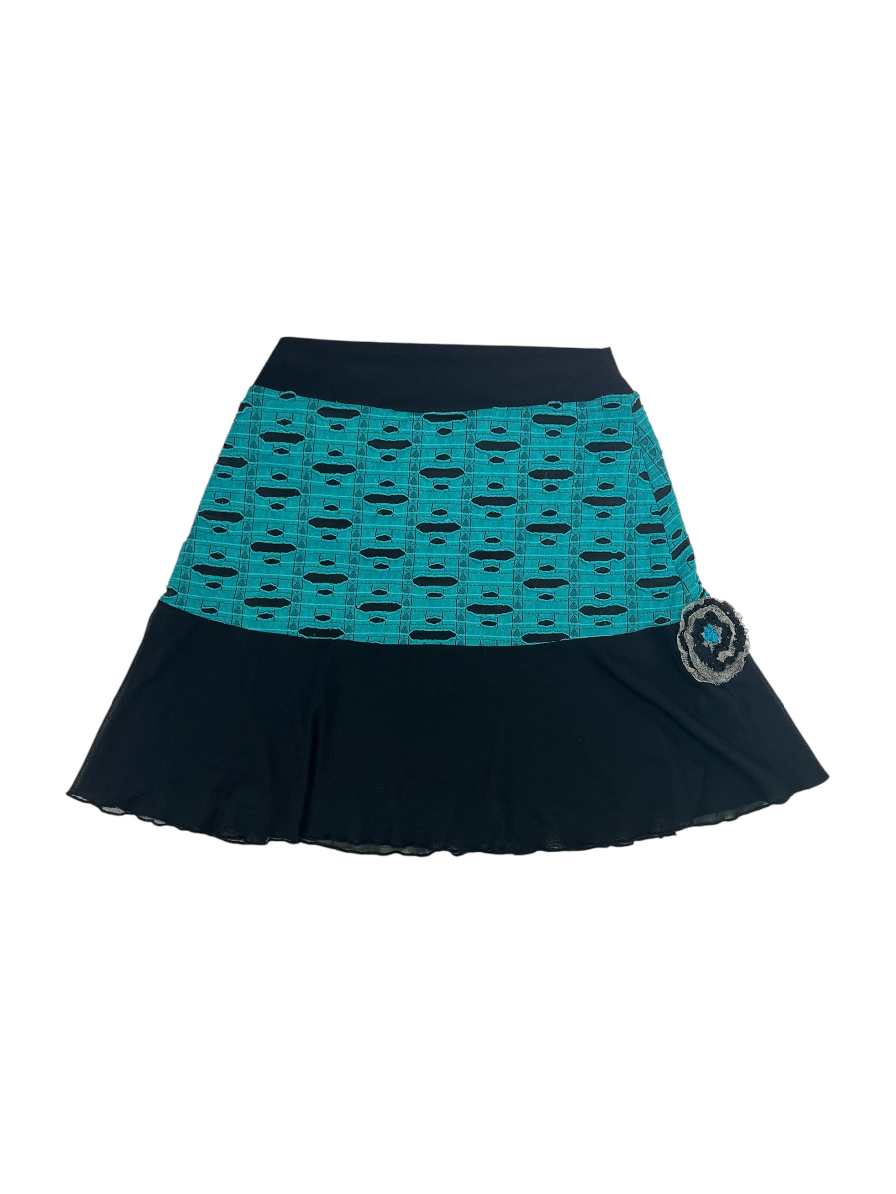 (28) Black & Turquoise Mini Skirt
