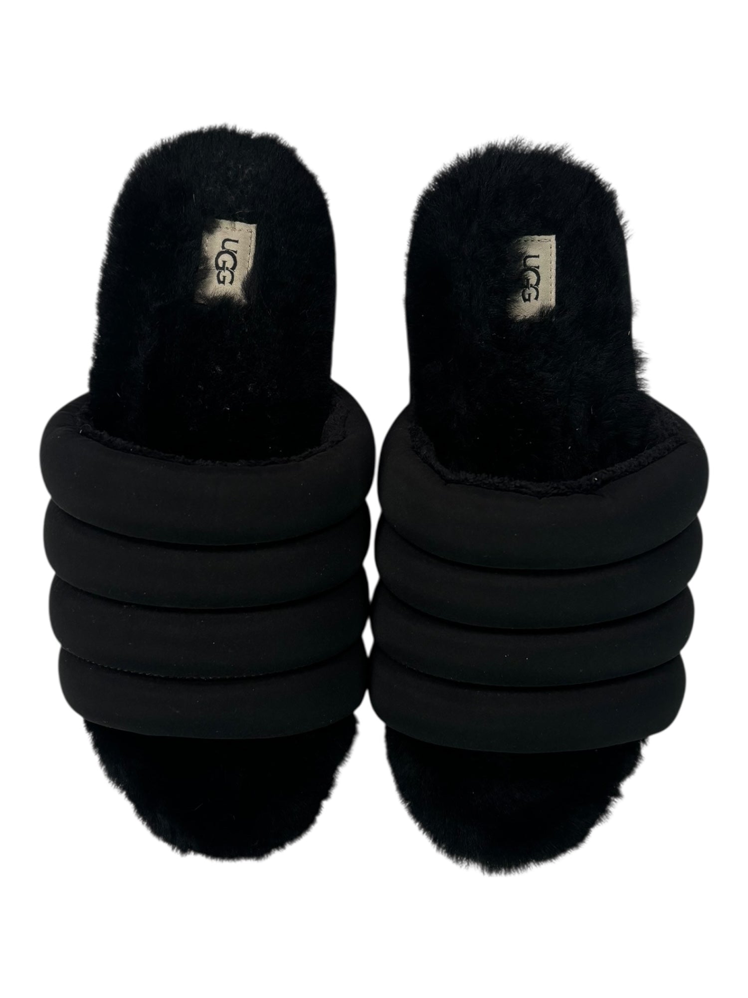 (10) Ugg Maxi Slippers