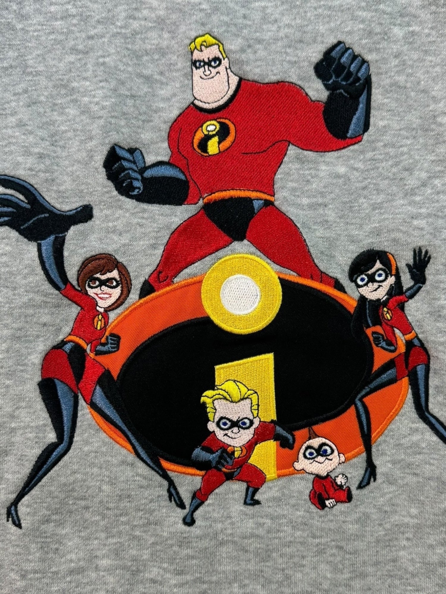 (L) The Incredibles Embroidered Crewneck