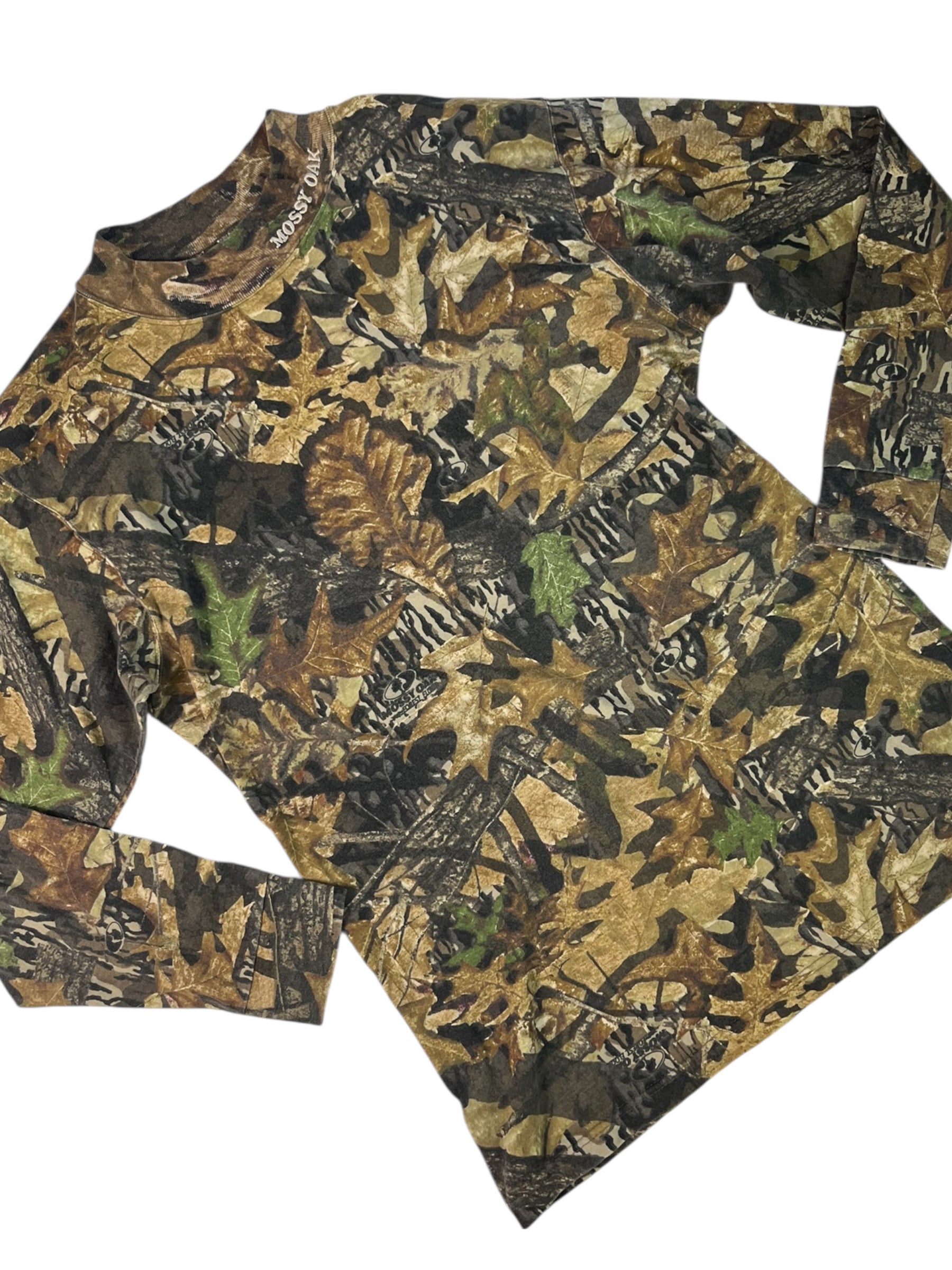 (L) Mossy Oak Camo Long Sleeve
