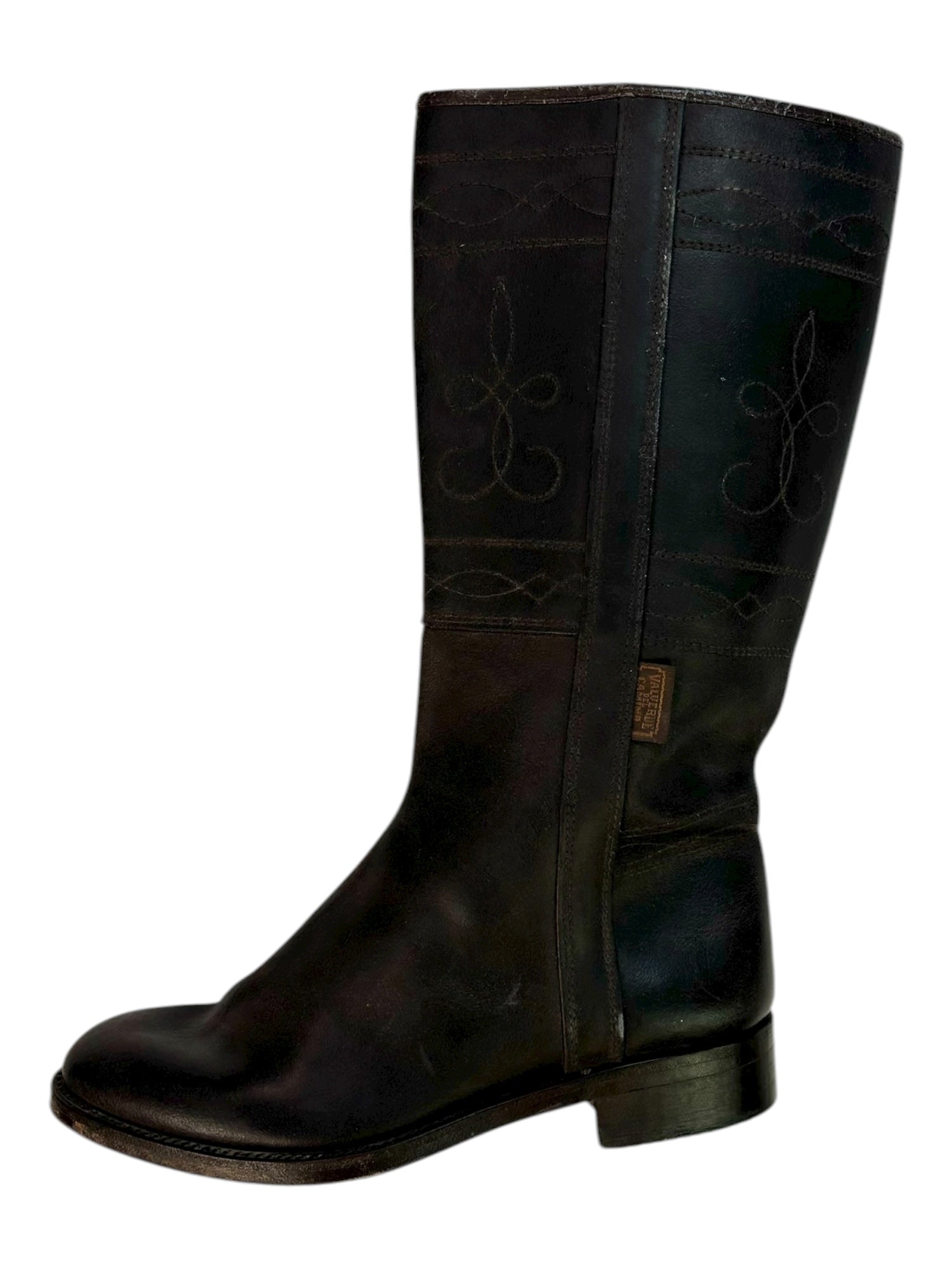 (8) Brown Embroidered Valverde Del Camino Boots