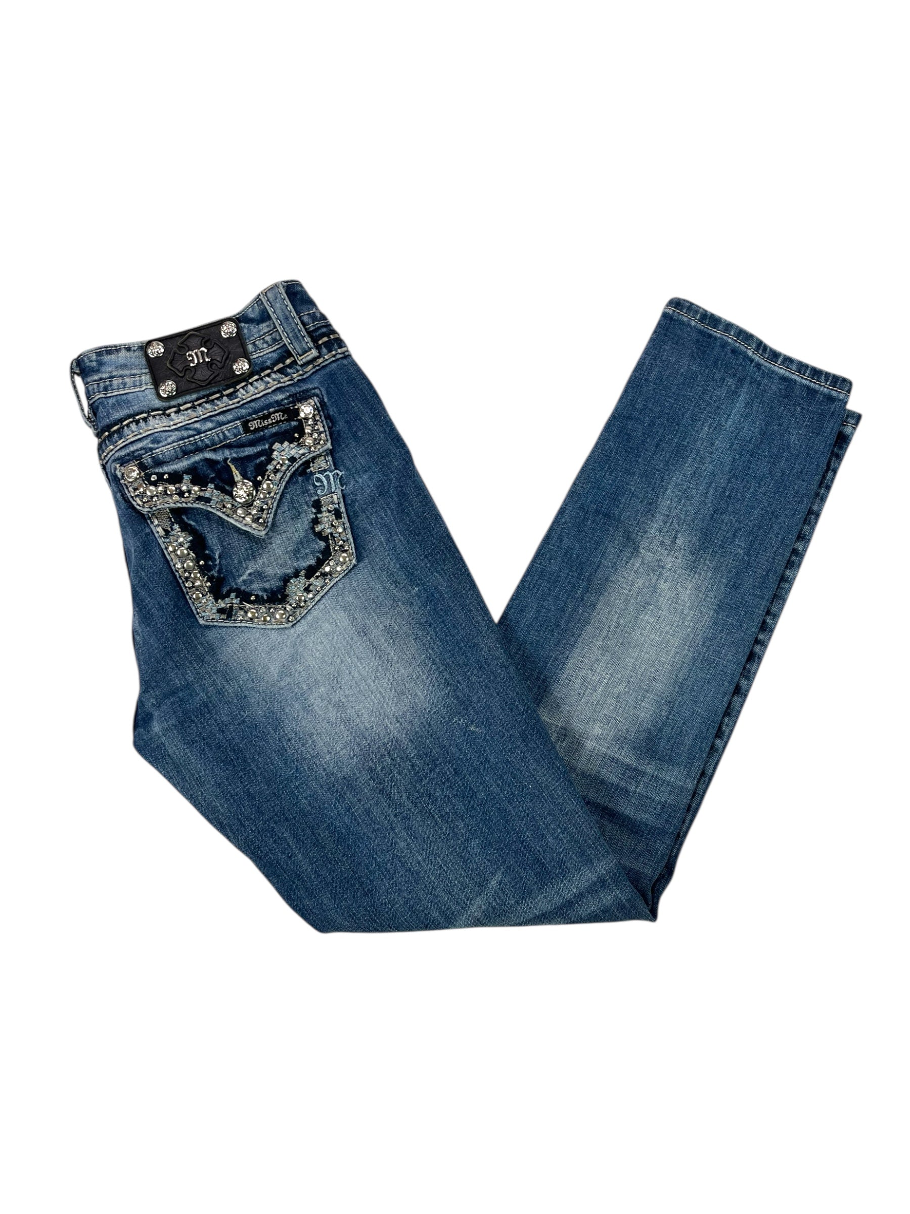 (32) Miss Me Embellished Skinny Denim Jeans