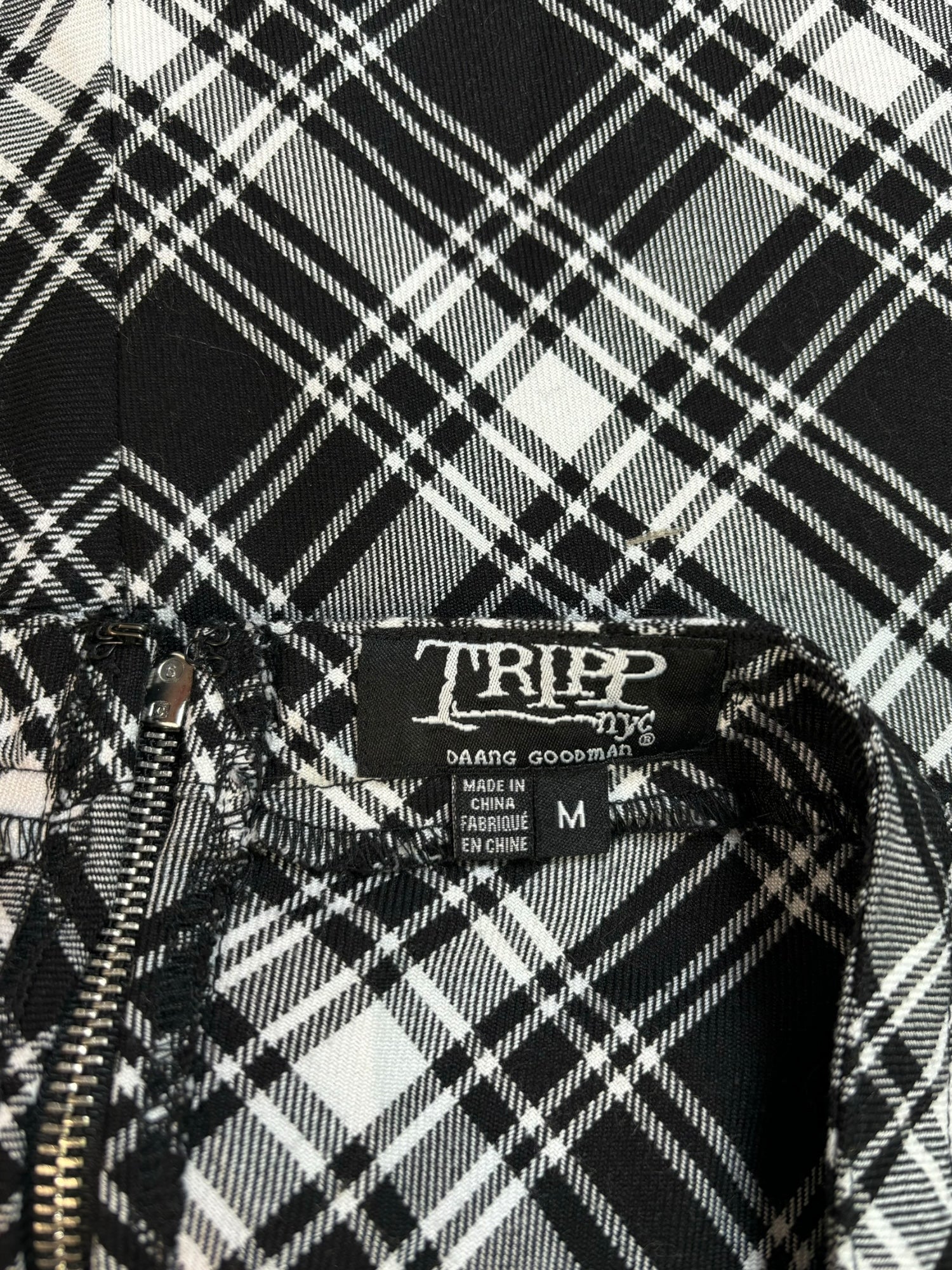 (M) TRIPP nyc Black Plaid Mini Skirt