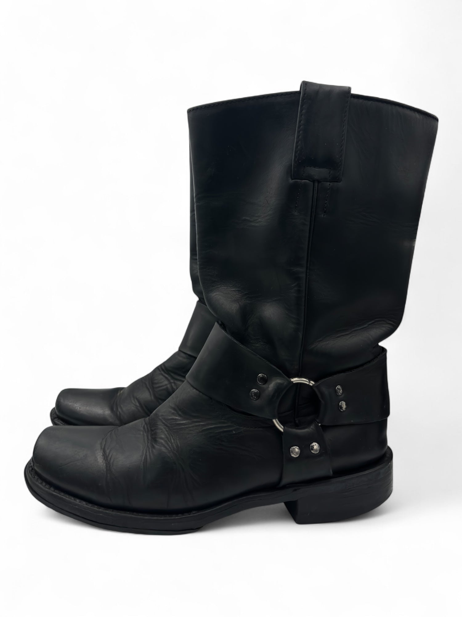 (8) Black Moto Boots