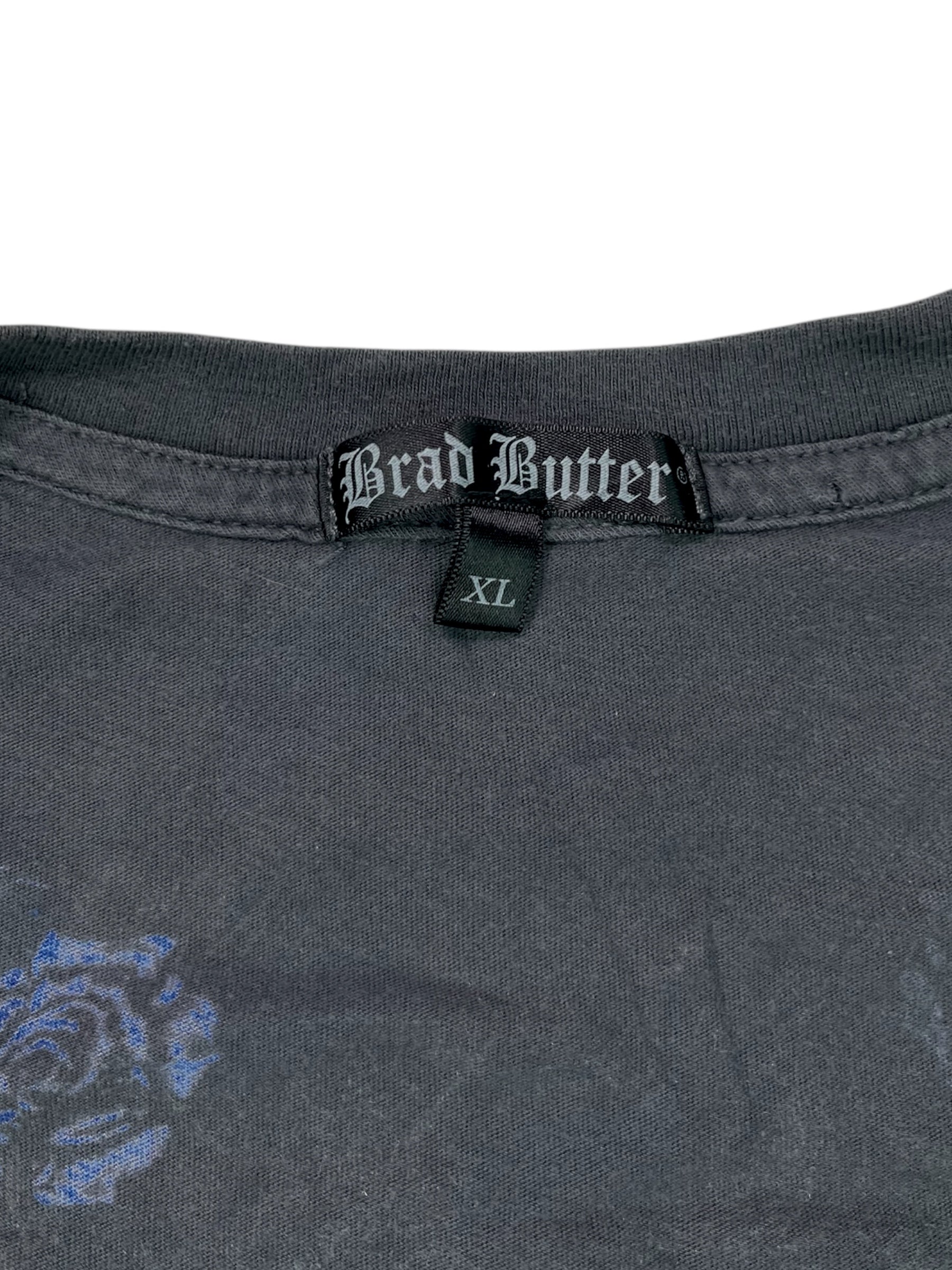 (M) Brad Butter V-neck Graphic Tee