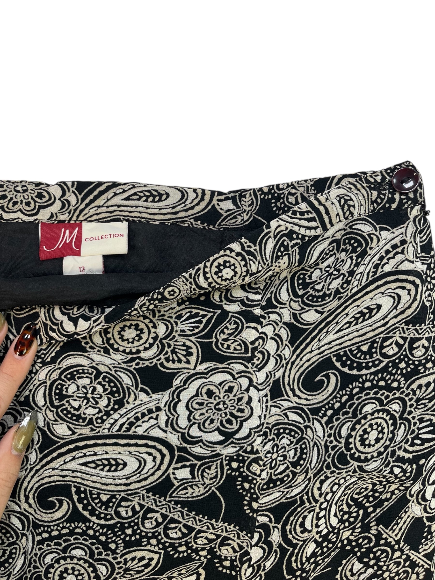 (L) JM Collection Flowy Skirt