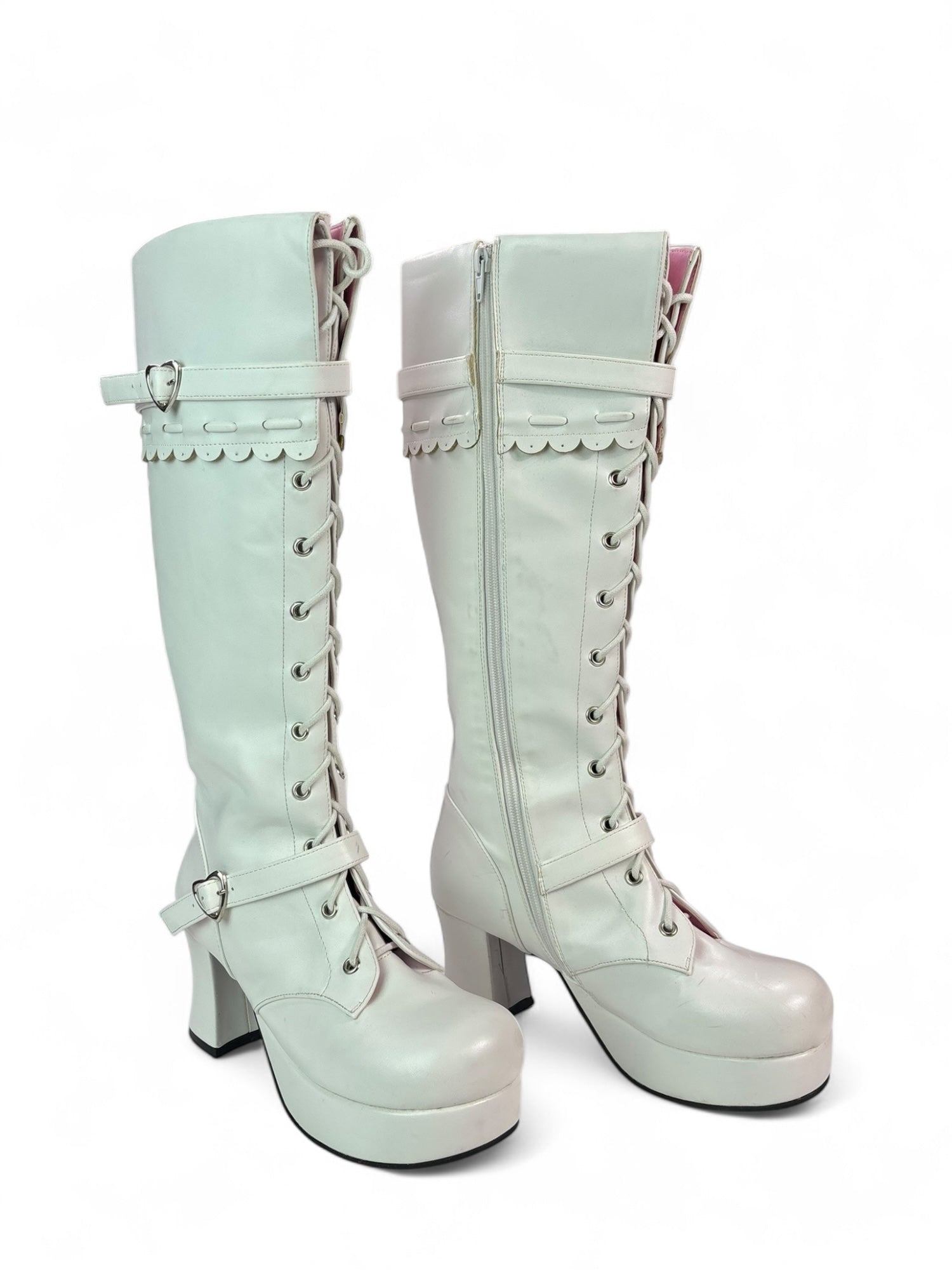 (9.5) Platform White Lace Up Boots