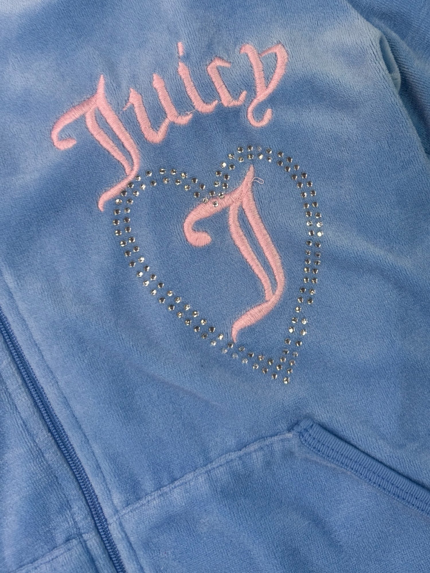 (M) Periwinkle Embroidered Juicy Couture Velour Top