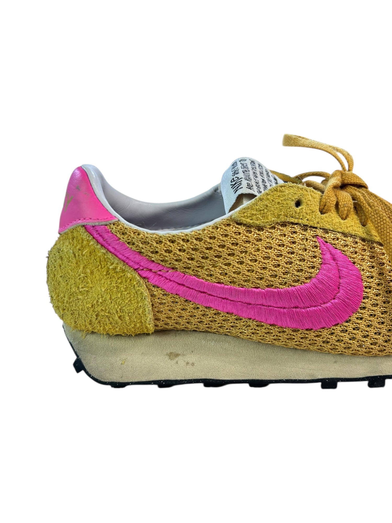 (6) Stussy X Nike LD-1000 SP Sanded Gold Sneaker