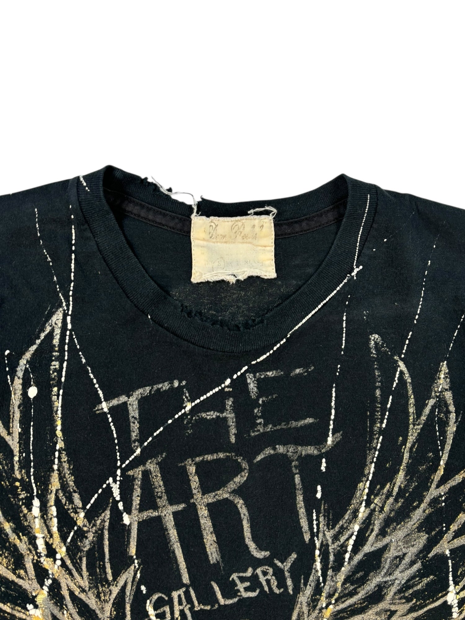 (M) The ART Gallery Graphic Tee
