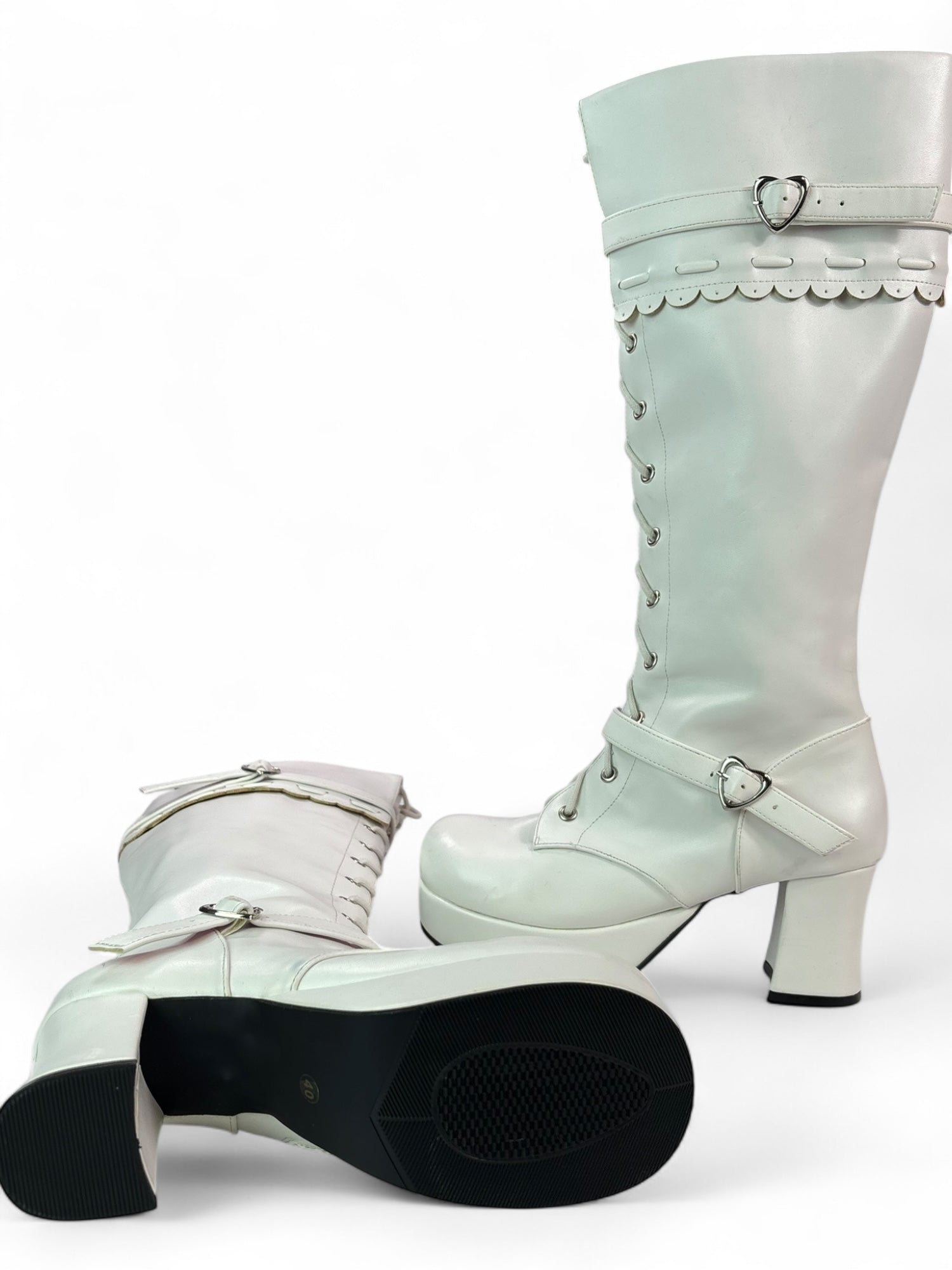 (9.5) Platform White Lace Up Boots